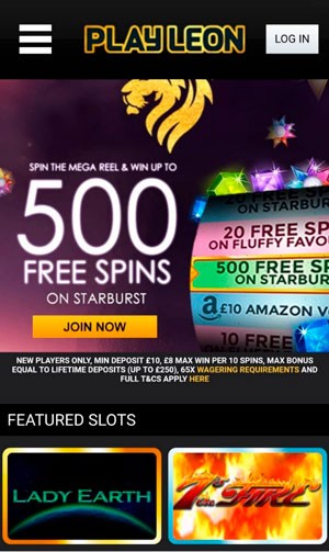 Браузерная версия сайта на экране смартфона